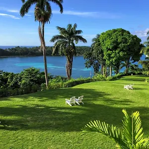 Goblin Hill At San San 4* Drapers