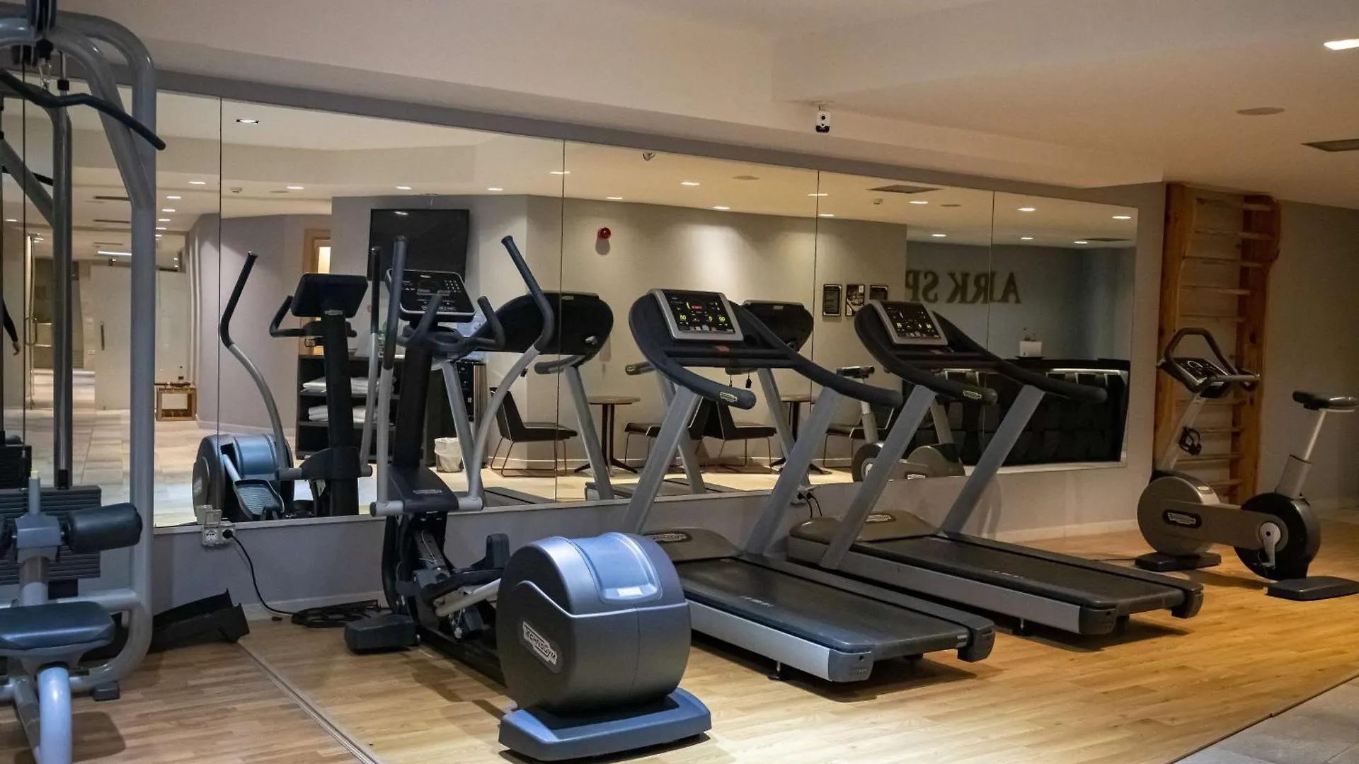 Best Western Premier Ark Hotel Tirana
