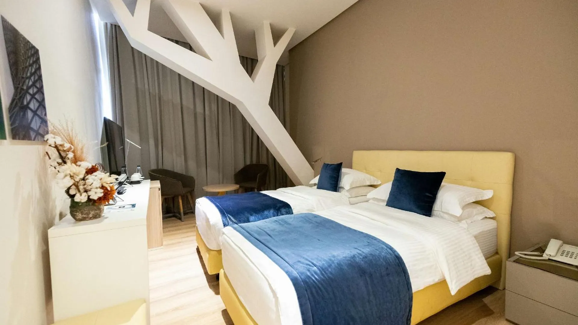 Best Western Premier Ark Hotel Tirana 4*,